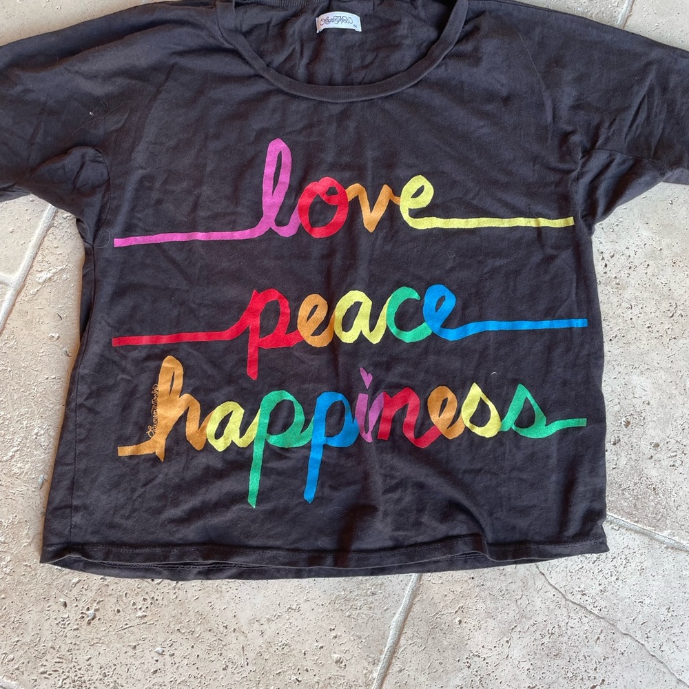 Lauren Moshi Love, peace, happiness T-Shirt!!